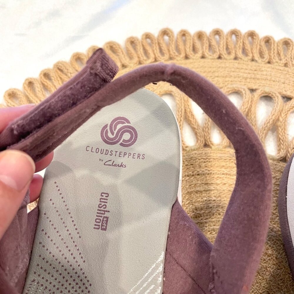Clarks Cloudstepper Adjustable Lavender Open Toe … - image 4